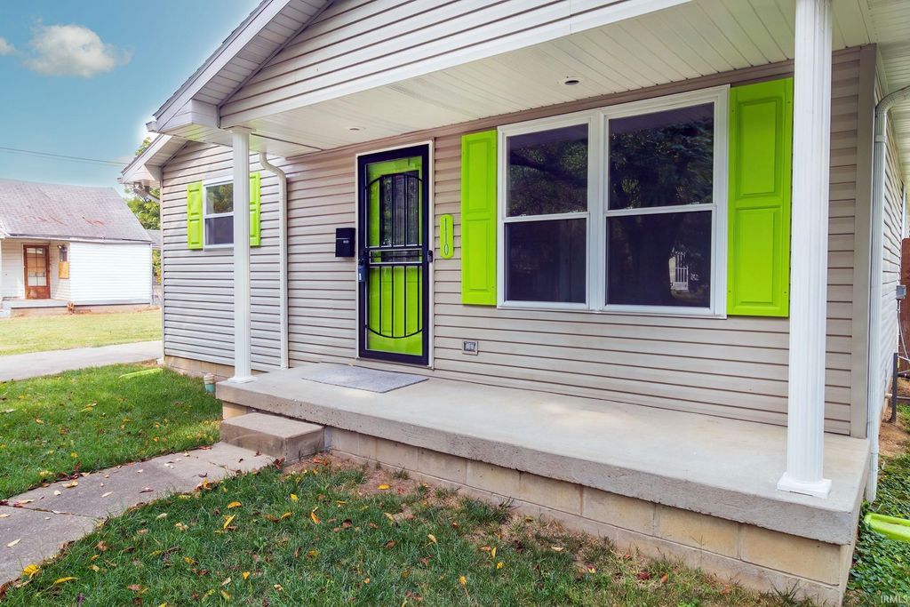 Photo of 110 Jefferson Avenue, Evansville, IN 47713 (MLS # 202603683)