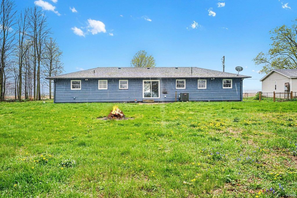 Photo of 19617 county rd 2 Road, Bristol, IN 46507 (MLS # 202617529)