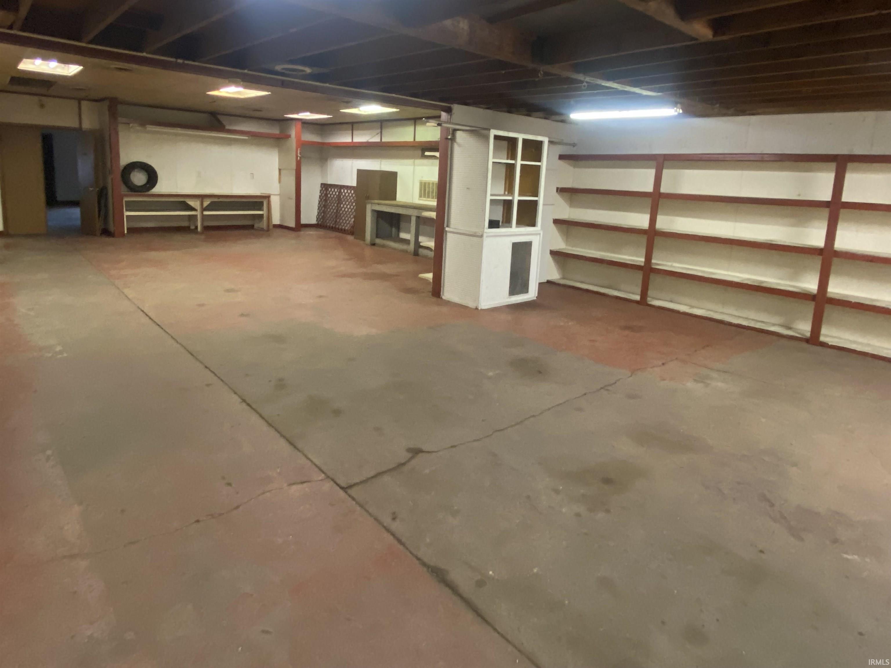 Elkhart, Indiana 46516, United States, ,1 BathroomBathrooms,Commercial,Active,240526