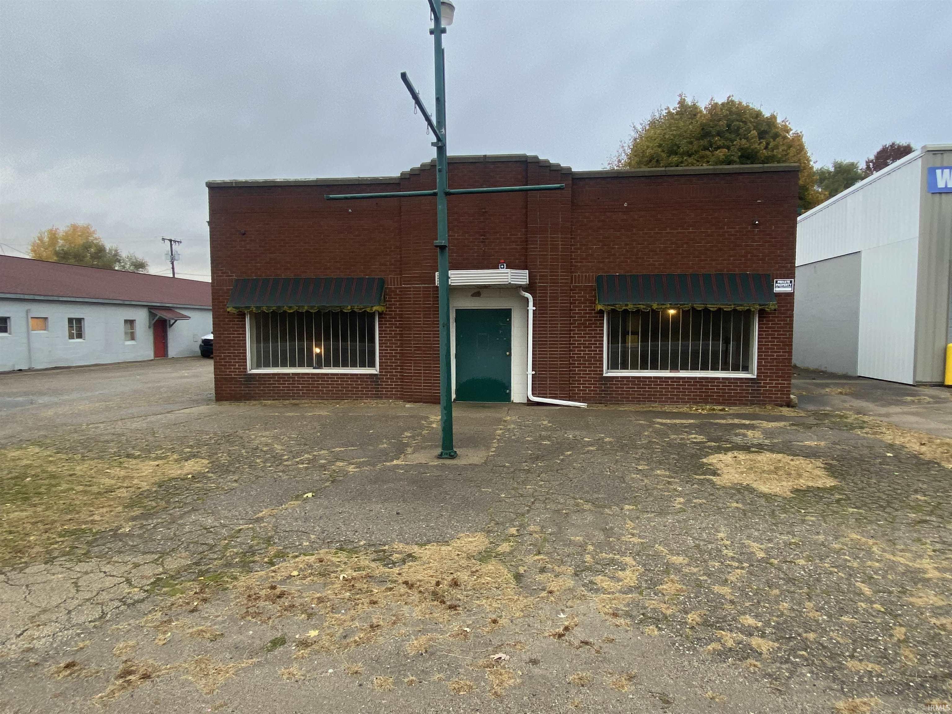 Elkhart, Indiana 46516, United States, ,1 BathroomBathrooms,Commercial,Active,240526