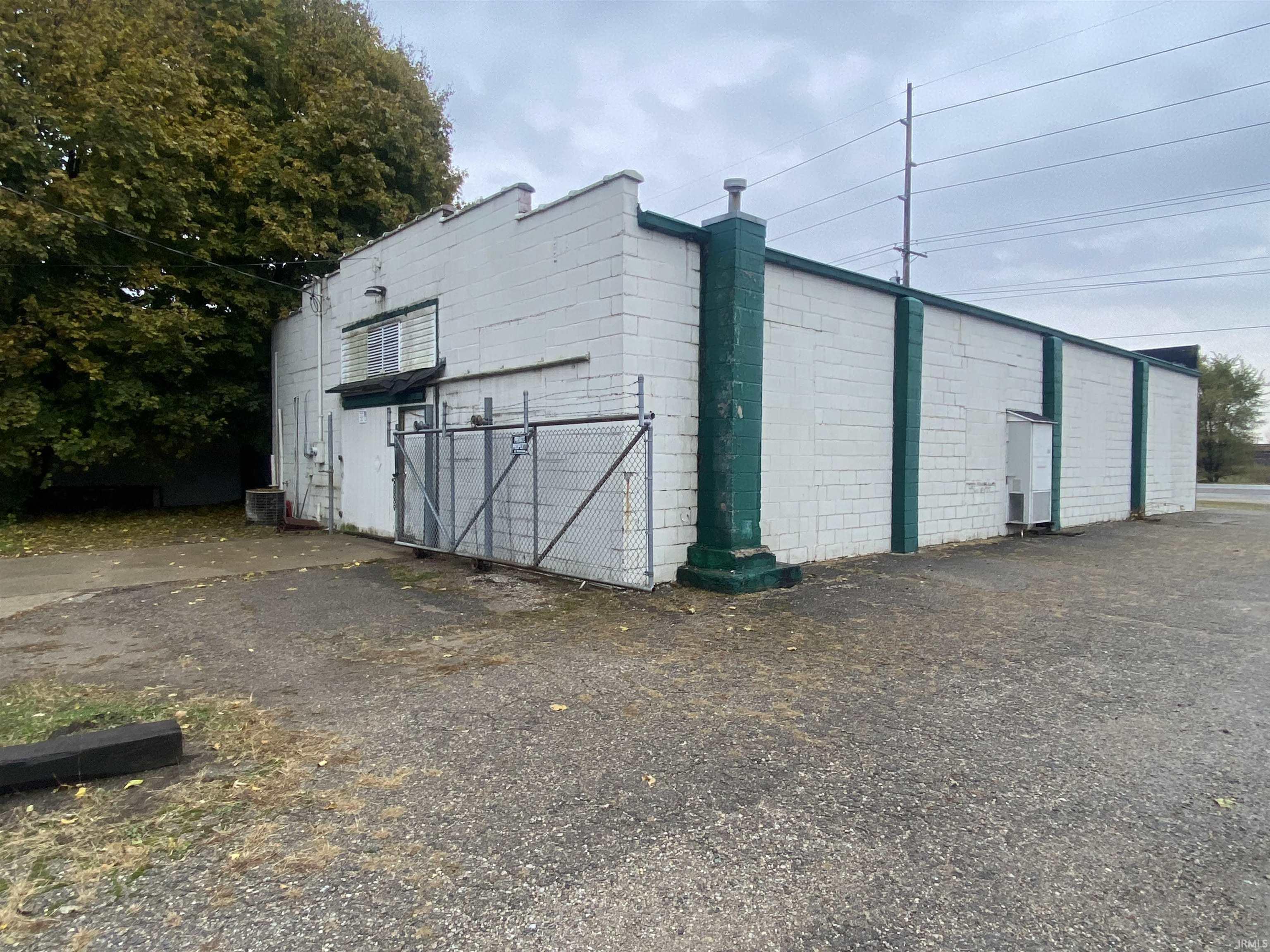 Elkhart, Indiana 46516, United States, ,1 BathroomBathrooms,Commercial,Active,240526