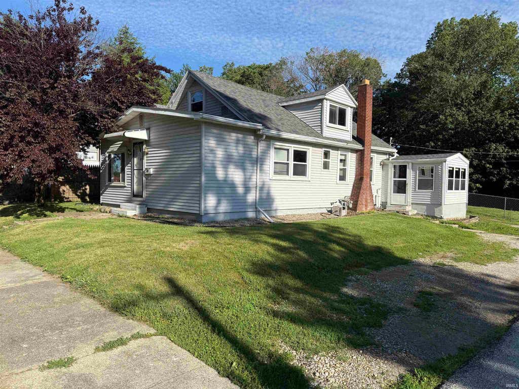 Photo of 48 Mckinstry Avenue, Peru, IN 46970 (MLS # 202624736)