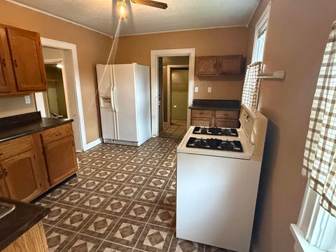 Tiny photo for 48 Mckinstry Avenue, Peru, IN 46970 (MLS # 202624736)