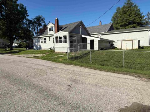 Tiny photo for 48 Mckinstry Avenue, Peru, IN 46970 (MLS # 202624736)