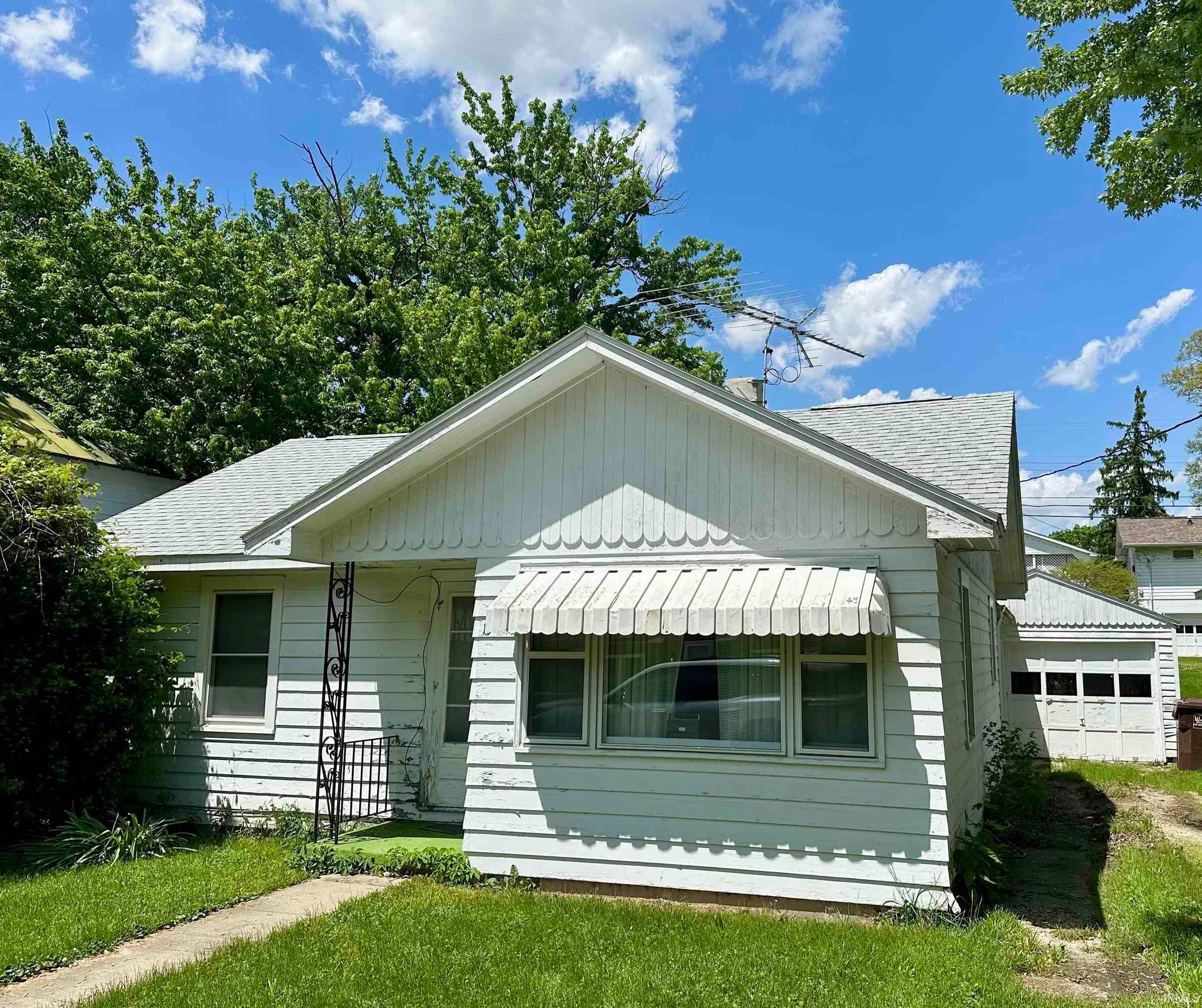 Listing image 1