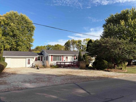 Photo of 525 Hasty Street, Huntington, IN 46750 (MLS # 202541221) Photo of 525 Hasty Street, Huntington, IN 46750 (MLS # 202541221)