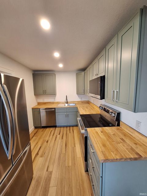 Tiny photo for 729 E Main Street, Warsaw, IN 46580 (MLS # 202614385)