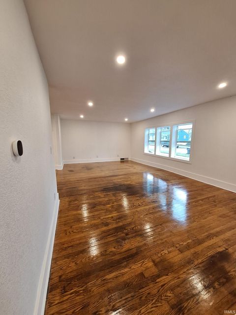 Tiny photo for 729 E Main Street, Warsaw, IN 46580 (MLS # 202614385)