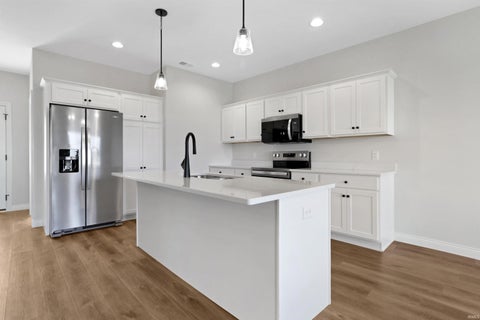 Tiny photo for 1610 Theo Drive #2, Evansville, IN 47711 (MLS # 202542369)