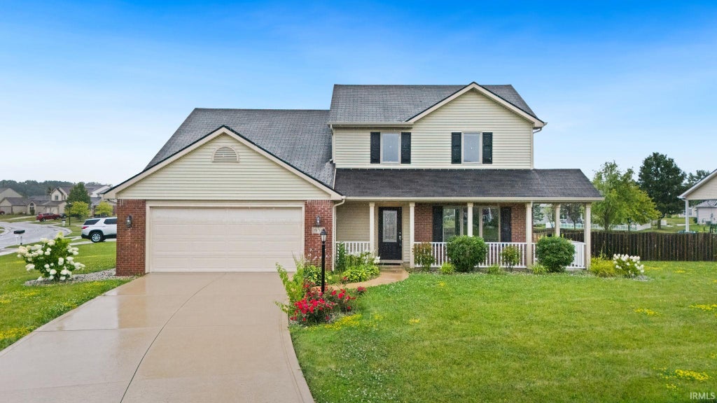 Photo of 1834 Shakespeare Boulevard, Fort Wayne, IN 46818 (MLS # 202632575)