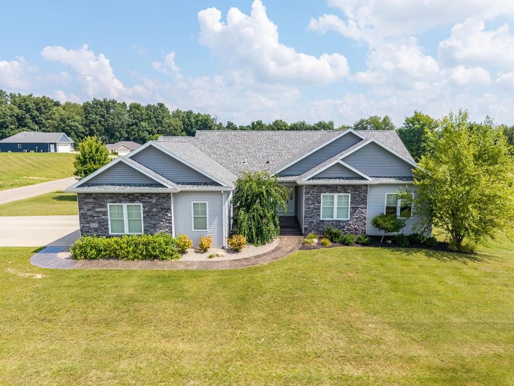 Photo of 3020 N 415 W, Angola, IN 46703 (MLS # 202606403)