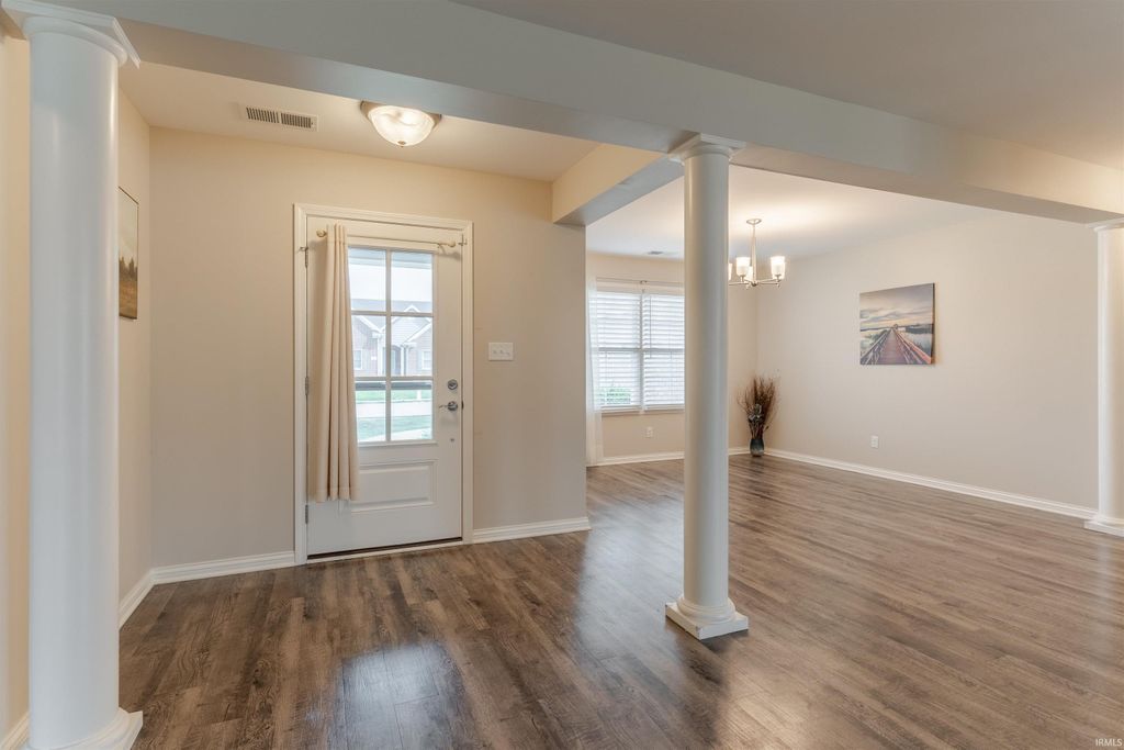 Photo of 7535 Tealwood Court, Evansville, IN 47715 (MLS # 202613597)