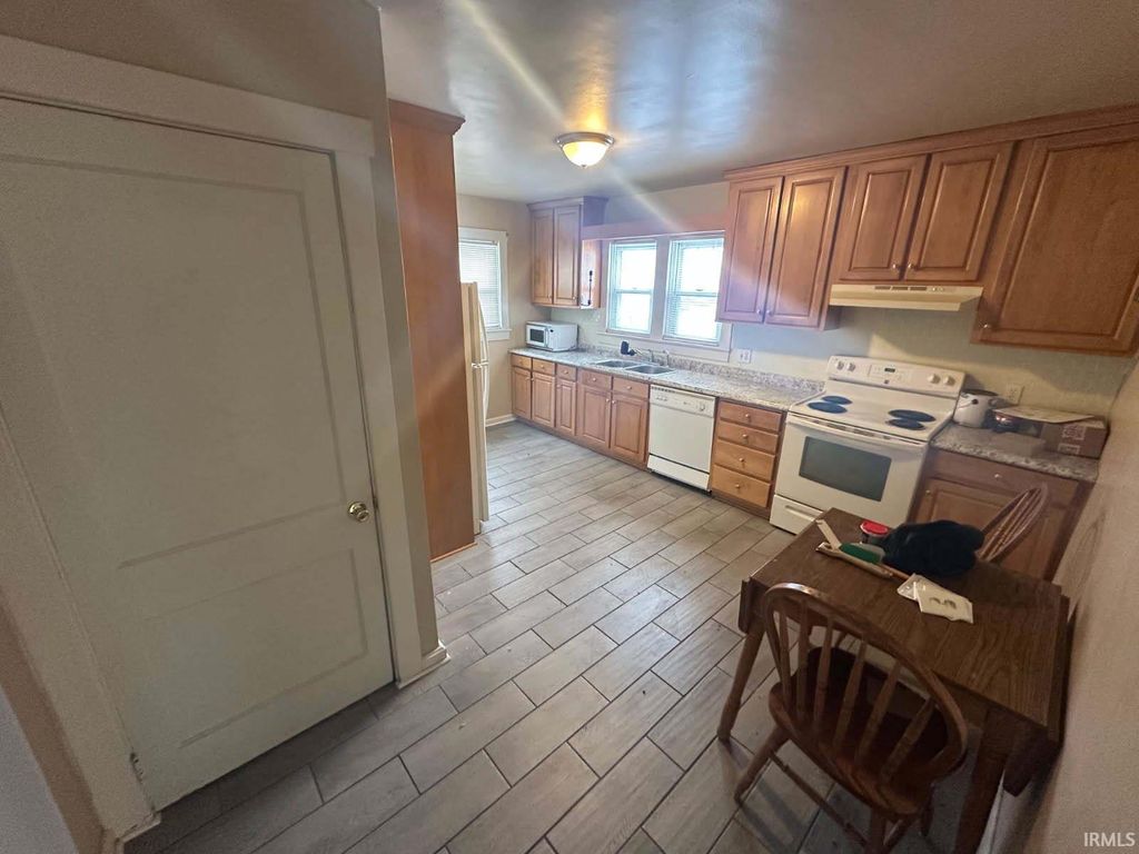 Photo of 1327 Greene Street, Jasper, IN 47546 (MLS # 202603310)