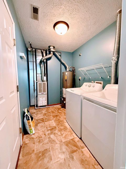 Tiny photo for 324 Persimmon Trail, Lafayette, IN 47909 (MLS # 202531673)
