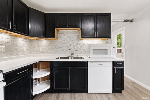 Tiny photo for 6015 Landsdowne Drive, Fort Wayne, IN 46816 (MLS # 202624861)