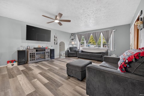 Tiny photo for 605 MAUMEE Drive, Kokomo, IN 46902 (MLS # 202642345)