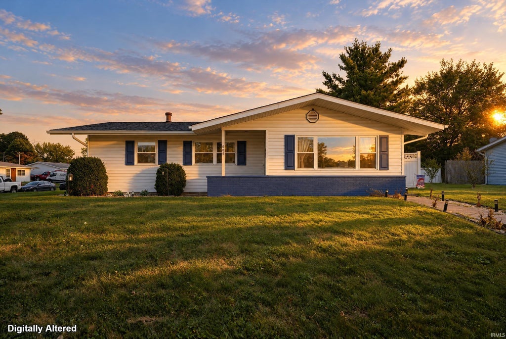Photo of 605 MAUMEE Drive, Kokomo, IN 46902 (MLS # 202642345)