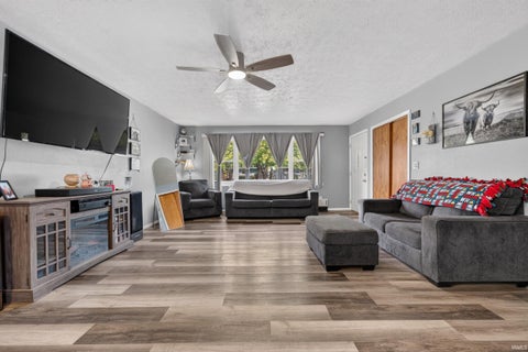 Tiny photo for 605 MAUMEE Drive, Kokomo, IN 46902 (MLS # 202642345)