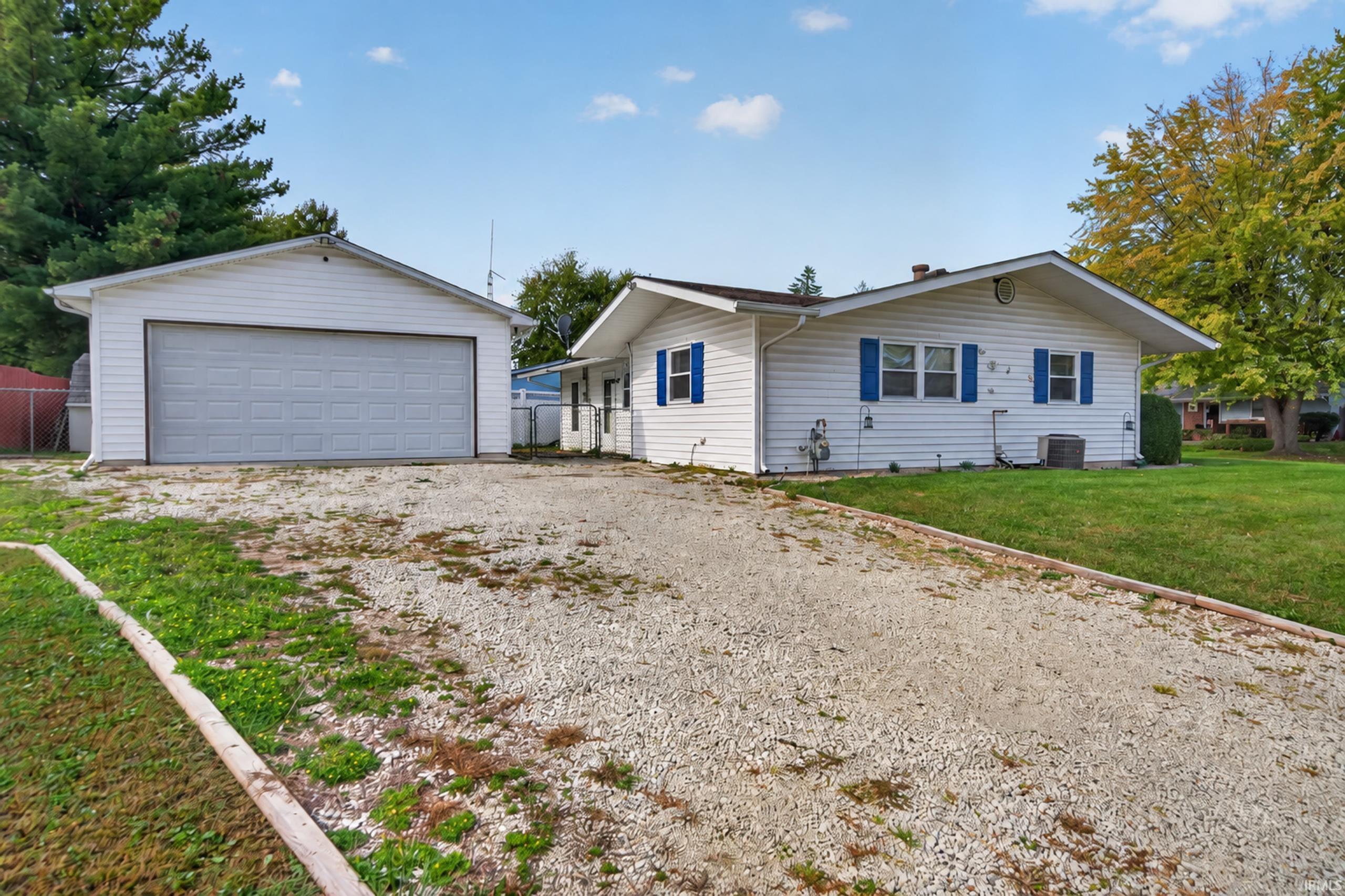605 MAUMEE Drive