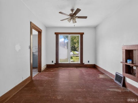 Tiny photo for 2121 Cass Street, Fort Wayne, IN 46808 (MLS # 202635193)