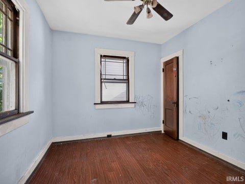 Tiny photo for 2121 Cass Street, Fort Wayne, IN 46808 (MLS # 202635193)