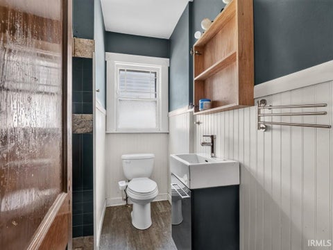 Tiny photo for 2121 Cass Street, Fort Wayne, IN 46808 (MLS # 202635193)