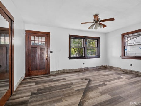Tiny photo for 2121 Cass Street, Fort Wayne, IN 46808 (MLS # 202635193)