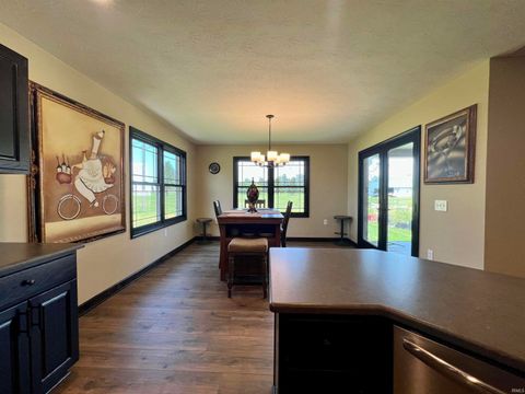 Tiny photo for 814 W Washington Street, Monticello, IN 47960 (MLS # 202627929)