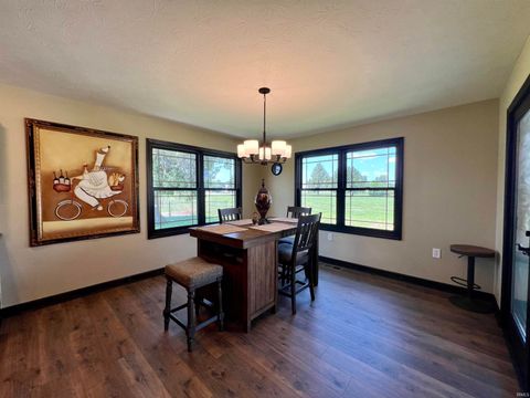 Tiny photo for 814 W Washington Street, Monticello, IN 47960 (MLS # 202627929)