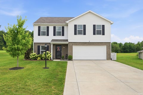 Tiny photo for 1200 E Pittenger Court, Albany, IN 47320 (MLS # 202628565)