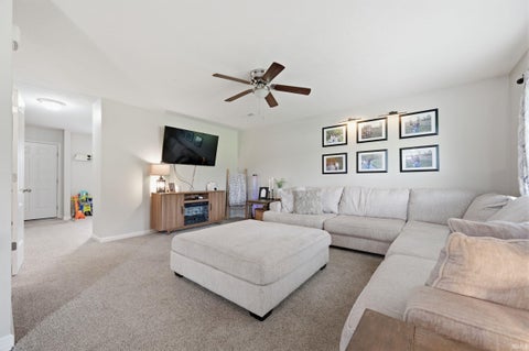 Tiny photo for 1200 E Pittenger Court, Albany, IN 47320 (MLS # 202628565)