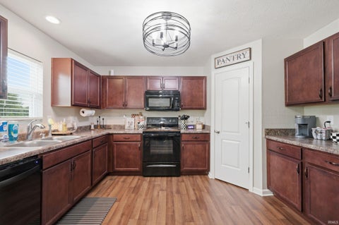 Tiny photo for 1200 E Pittenger Court, Albany, IN 47320 (MLS # 202628565)