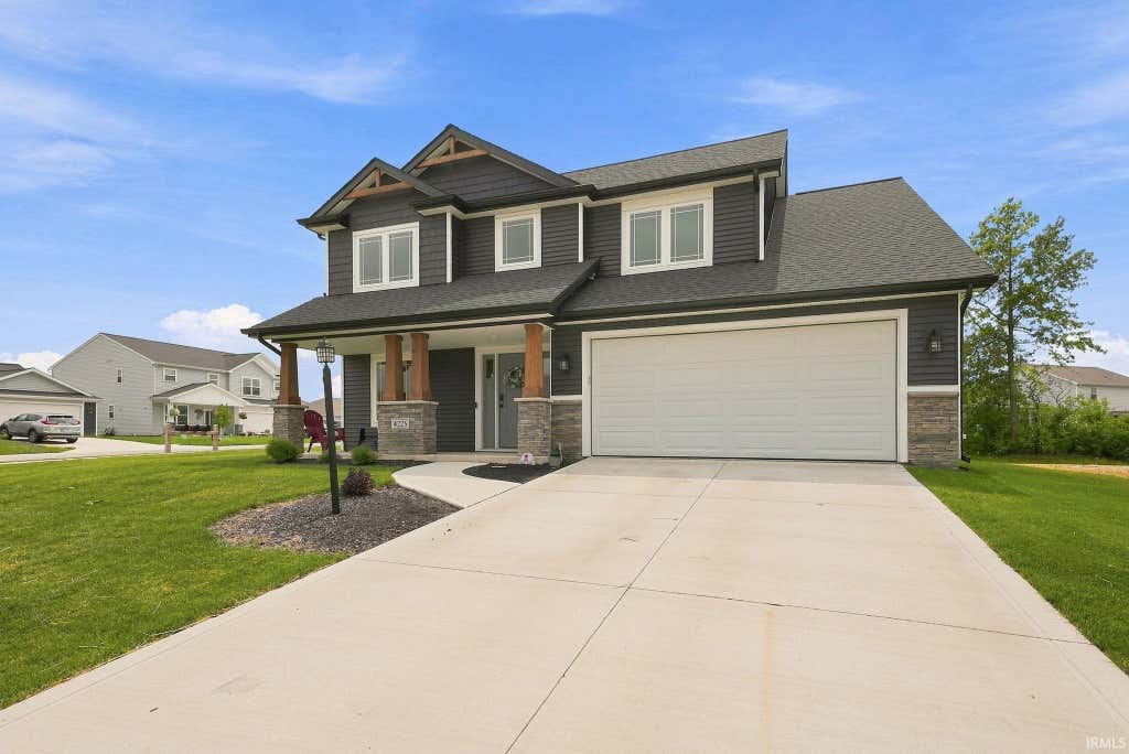 Photo of 4225 Shadowood Lakes Trail, Fort Wayne, IN 46818 (MLS # 202633309)