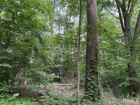 Tiny photo for 10275 E 1075 Road, Galveston, IN 46932 (MLS # 202636079)