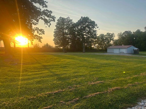 Tiny photo for 10275 E 1075 Road, Galveston, IN 46932 (MLS # 202636079)