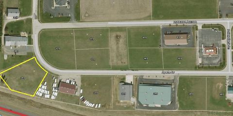 Photo of 463 Apache Drive, Rochester, IN 46975 (MLS # 202207979)