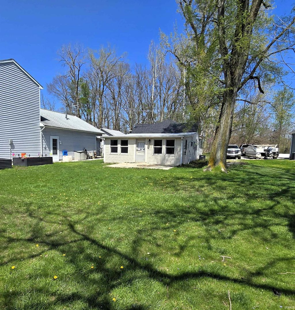 Photo of 4283 W 500 S, Albion, IN 46701 (MLS # 202612880)