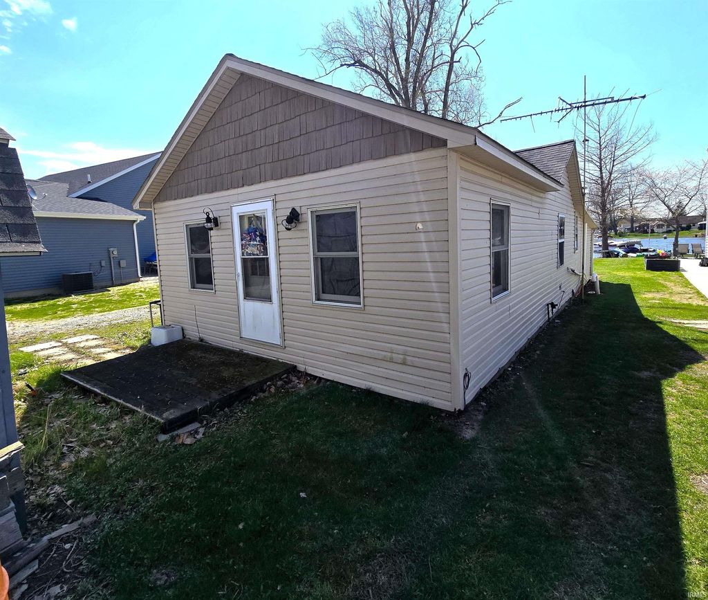 Photo of 4283 W 500 S, Albion, IN 46701 (MLS # 202612880)