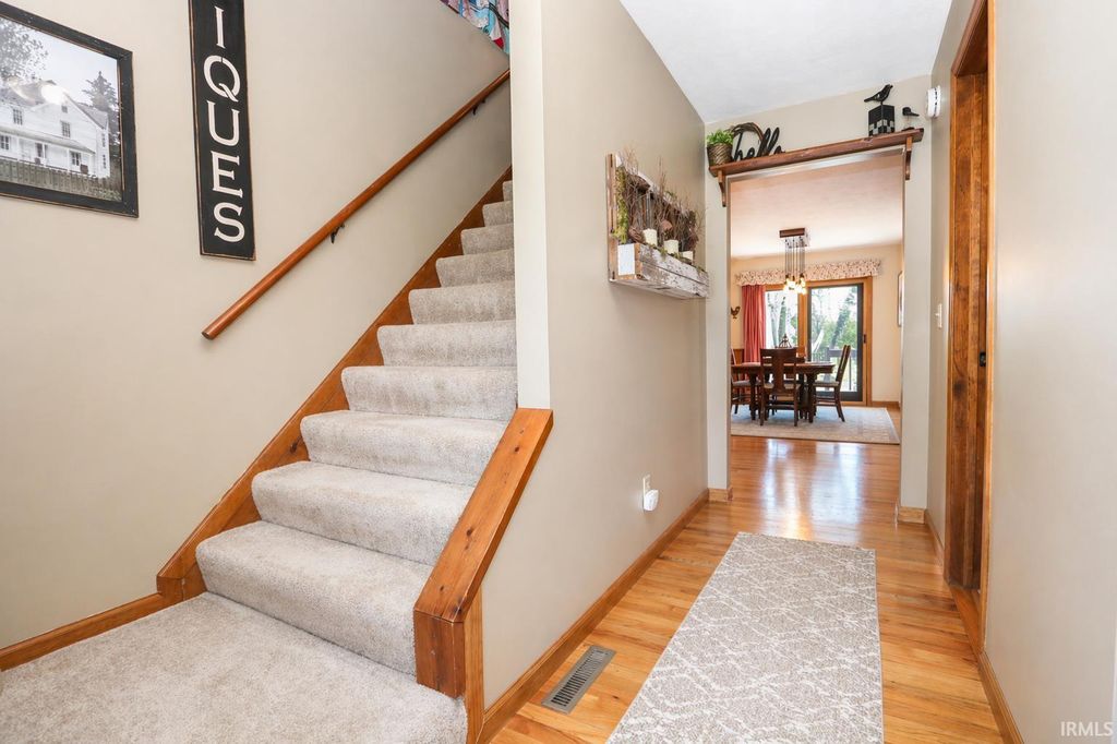 Photo of 51190 Whitewater Lane, South Bend, IN 46628 (MLS # 202614402)