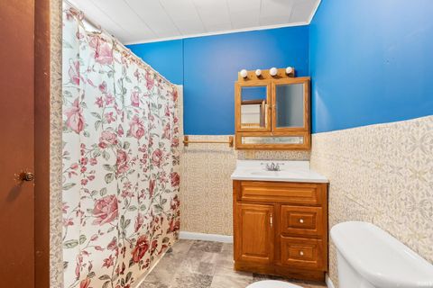 Tiny photo for 2001 George Street, Logansport, IN 46947 (MLS # 202535913)