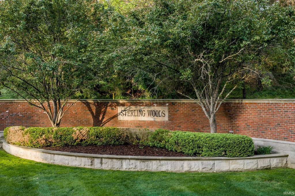 Photo of 4274 S Norwood Drive, Bloomington, IN 47401 (MLS # 202615552)