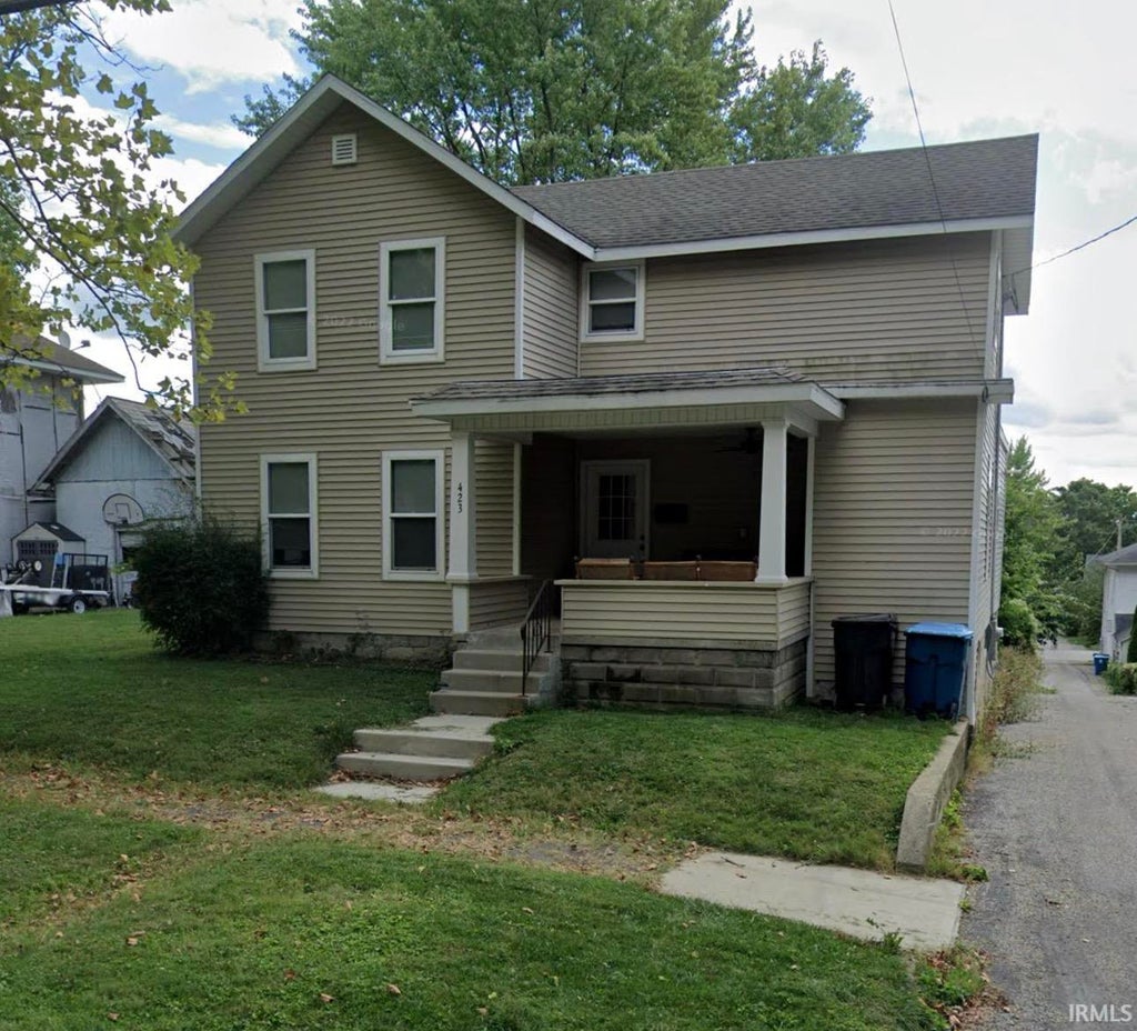 Photo of 423 W Tipton Street, Huntington, IN 46750 (MLS # 202635629)
