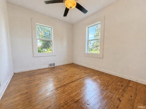 Tiny photo for 402 W College Avenue, Morocco, IN 47963 (MLS # 202631710)