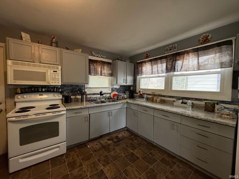 Tiny photo for 3505 S Ebright Avenue, Muncie, IN 47302 (MLS # 202609003)