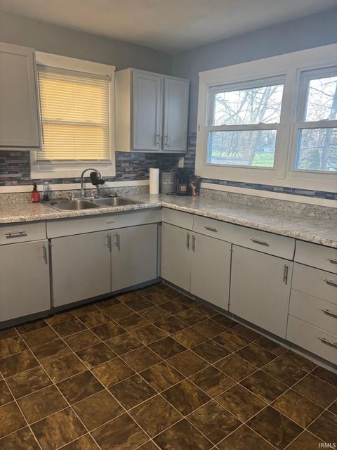 Tiny photo for 3505 S Ebright Avenue, Muncie, IN 47302 (MLS # 202609003)