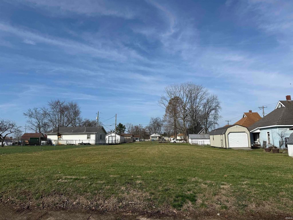 Photo of 409 M Street St, Bedford, IN 47421 (MLS # 202607227)