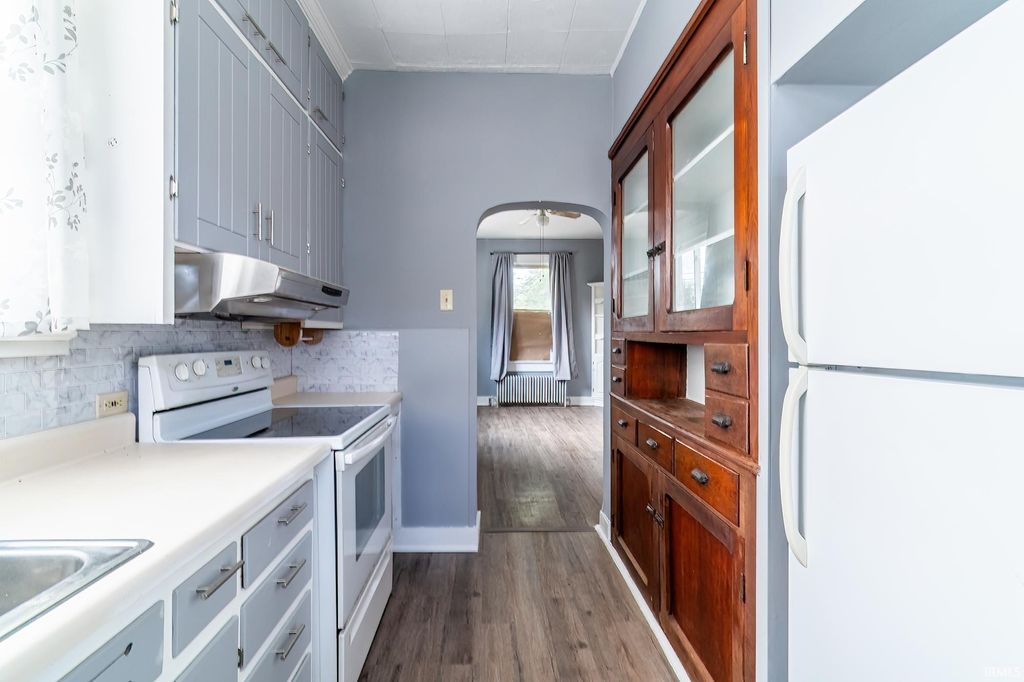 Photo of 1135 Summit Street, New Haven, IN 46774 (MLS # 202541307)
