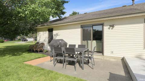 Tiny photo for 6016 Bellingham Lane, Fort Wayne, IN 46835 (MLS # 202627470)