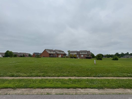 4545 SIERRA DR, BOONVILLE, IN 47601 - Image c1eefd0716d2e13bce48fdd2cc99b40f/678133514