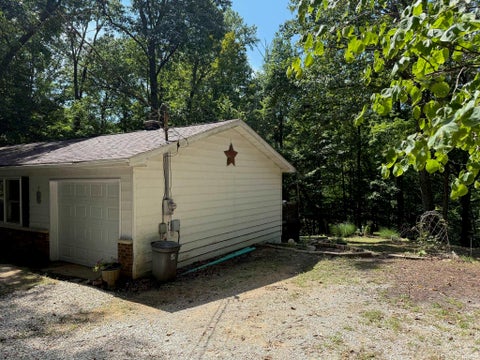 Tiny photo for 5021 N Brummetts Creek Road, Bloomington, IN 47408 (MLS # 202636064)